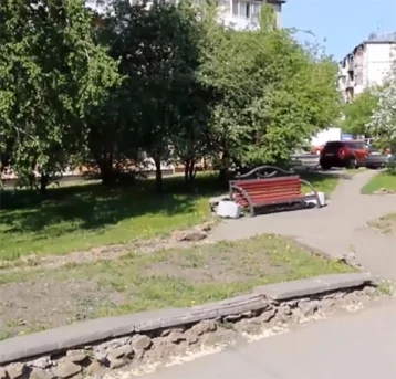 Фото: В Кемерове отремонтируют разбитые тротуары на проспекте Ленина 1