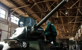 В Кемерове танк Т-34 сняли с постамента и отправили на техобслуживание