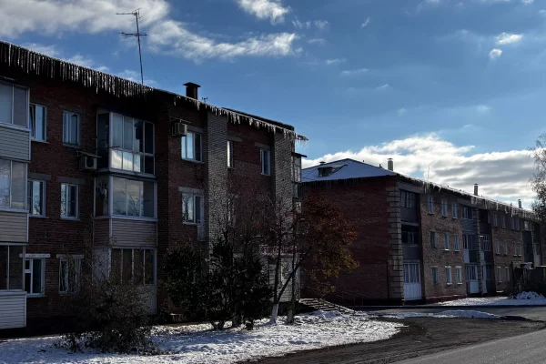 Глава кузбасского округа предупредил жителей об опасности сосулек в октябре