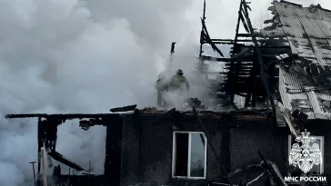 Фото: В Новокузнецке несколько зданий загорелись одновременно по неизвестной причине 3
