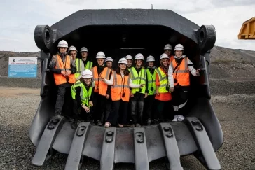 Фото: «Кузбассразрезуголь» запустил новый маршрут промтуризма для молодёжи 5