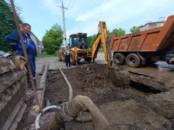 Фото: В Новокузнецке из-за порыва без холодной воды остались несколько домов 1