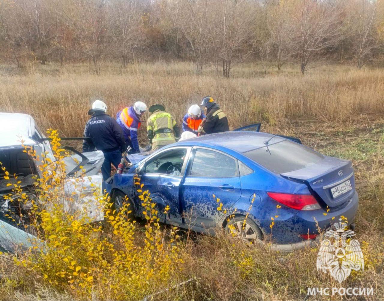 В Волгоградской области 3 человека погибли и 8 человек пострадали в результате ДТП