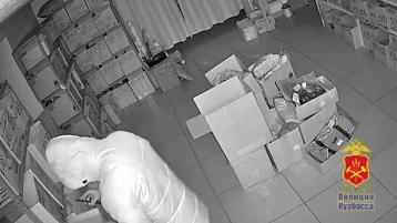 Фото: В Кемерове вынесли приговор экс-работнику маркетплейса за кражу 1