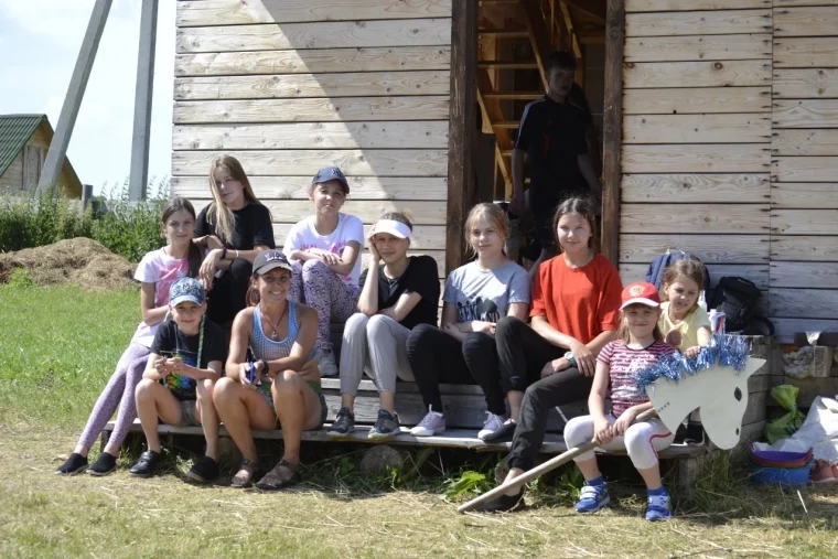 Фото: Каникулы верхом на лошади: в Кемерове прошёл первый сезон конно-спортивного лагеря для школьников 7