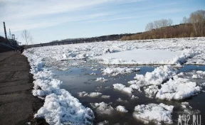 Кузбасских рыбаков призывают не выходить на лёд