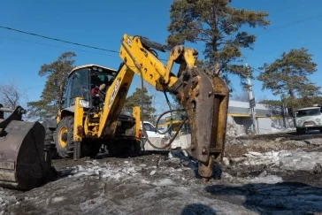 Фото: В Кемерове начали ремонтировать водопроводные сети на Колхозной улице 1