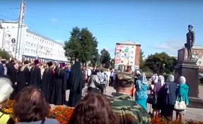 В Ленинске-Кузнецком открыли памятник Николаю II 