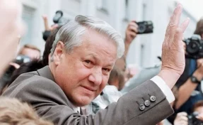 Коротич: «Горбачёв рассказал, что Ельцин резал себе вены»