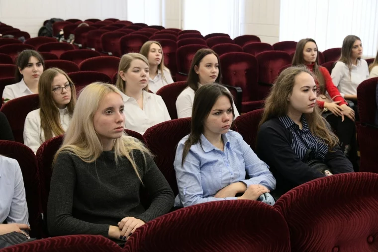 Фото: В Кемерове прошёл «День открытых дверей для молодых юристов» 10