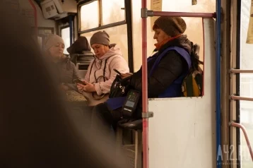 Фото: Дополнительный троллейбус развезёт жителей Ленинска-Кузнецкого после пасхальной службы 1