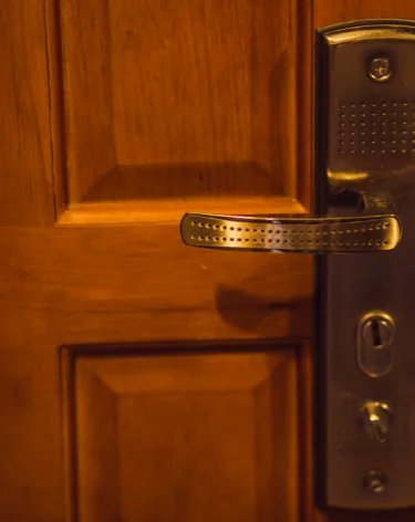 Самую дешёвую в России квартиру без ремонта продают за 300 000 рублей