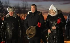 Мэр Кемерова принял участие в мероприятиях в память о погибших на шахте «Листвяжная»