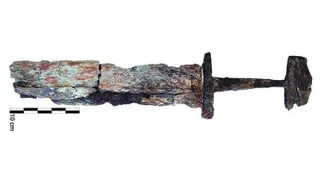 Фото: В Турции найден древний меч викингов 1