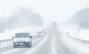 Метель и мокрый снег: ГИБДД Кузбасса предупредила водителей об опасностях из-за погодных условий