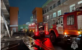 В Саратове из горящей больницы эвакуировали медиков и пациентов