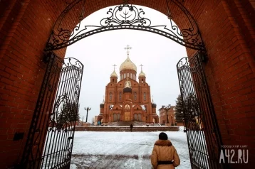 Фото: Кемеровчан развезут домой на общественном транспорте в пасхальную ночь 1