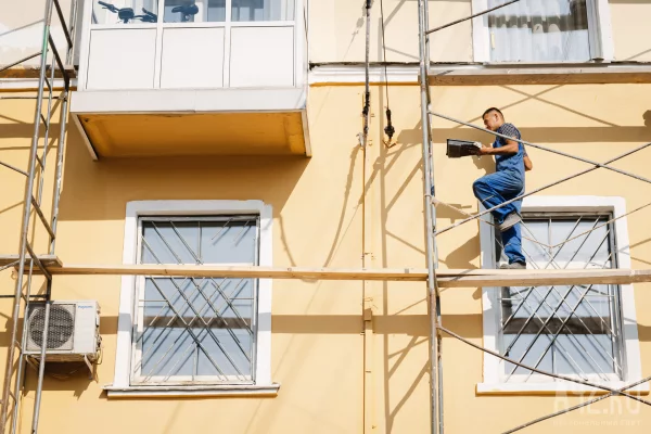 Илья Середюк: в Кузбассе капитально отремонтируют 928 многоквартирных домов