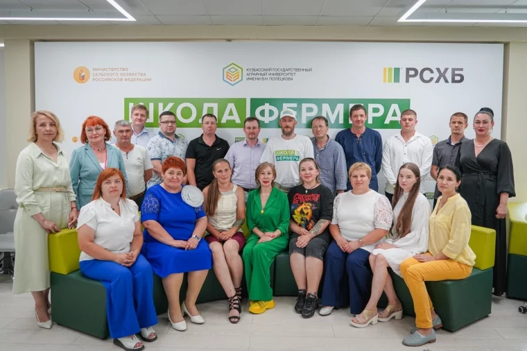 Фото: Кузбасская семья борется за звание «Фермерская династия» в конкурсе «25 легендарных фермеров» России 2