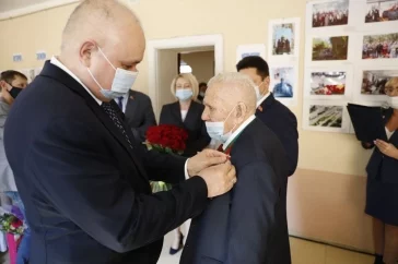 Фото: Известному ветерану присвоили звание Героя Кузбасса 2
