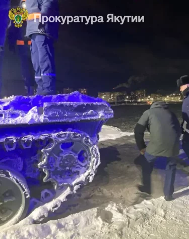 В Якутии 16-летний подросток погиб внутри танка на выставке военной техники
