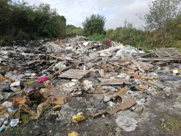 Фото: В Кемерове прокуратура нашла 48 свалок рядом с ГКБ №11: на них уже жаловались горожане 4