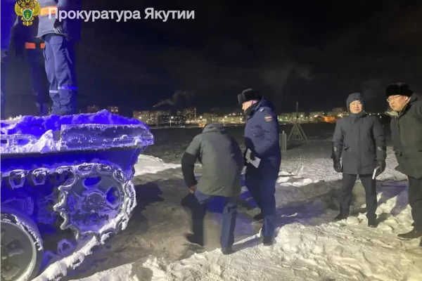 В Якутии 16-летний подросток погиб внутри танка на выставке военной техники