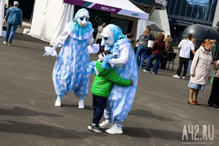 Фото: Три фестиваля в одном парке: как в Кемерове прошли «Дни литературы» 81
