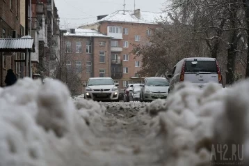Фото: Вячеслав Телегин поручил  главам территорий решить вопрос с очисткой дорог от снега 1