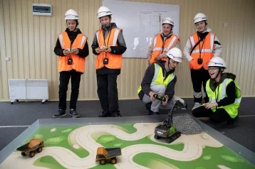 Фото: «Кузбассразрезуголь» запустил новый маршрут промтуризма для молодёжи 1