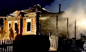 В СКР назвали возраст троих детей и их родителей, погибших на пожаре в Курганской области