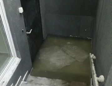 Фото: В Сети появились фото и видео серьёзного потопа в кемеровской новостройке 1