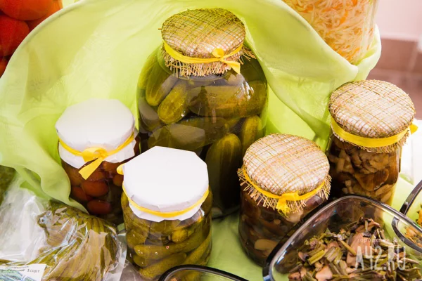 Диетологи назвали самые полезные консервы