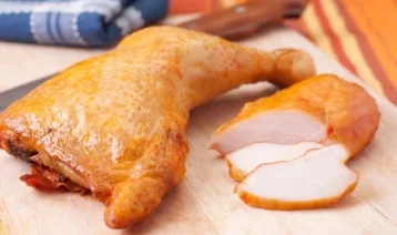 Фото: Росконтроль назвал опасную для здоровья копчёную курицу, продающуюся на российских прилавках  1