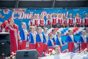 Фото: Путин и Медведев поздравили кузбассовцев с Днём России 1