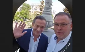 Владимир Машков прилетел в Новокузнецк на открытие «Куклы в детских руках»
