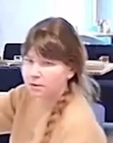 Полиция Кузбасса объявила в розыск подозреваемую в краже телефона