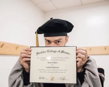 Фото: Поп-певец Джастин Тимберлейк получил докторскую степень  1