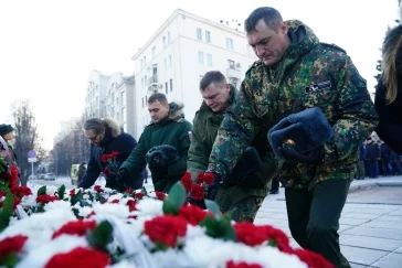 Фото: В Кемерове в канун Дня Неизвестного Солдата почтили память погибших в ВОВ 4