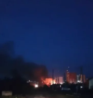 Фото: В Анжеро-Судженске серьёзный пожар в частном доме попал на видео 2