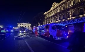 Исторический особняк сгорел в центре Санкт-Петербурга рядом с Исаакиевским собором