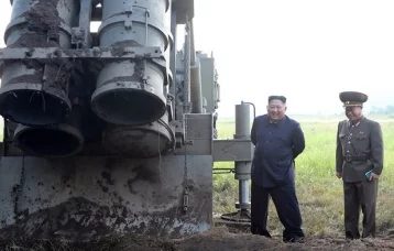Фото: Северная Корея проводит испытания сверхбольшой реактивной системы 1