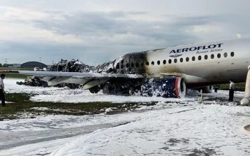 Фото: В Сети появилось новое видео аварийной посадки SSJ 100 в Шереметьево 1