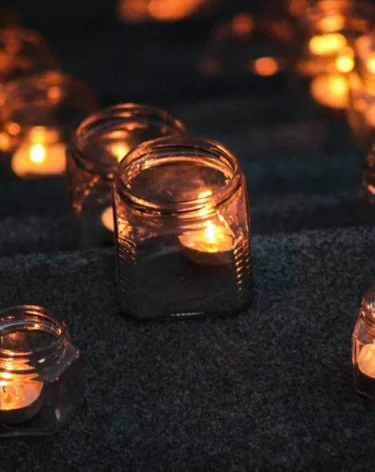 Погибшим при взрыве сотрудникам ДПС было 24 и 25 лет