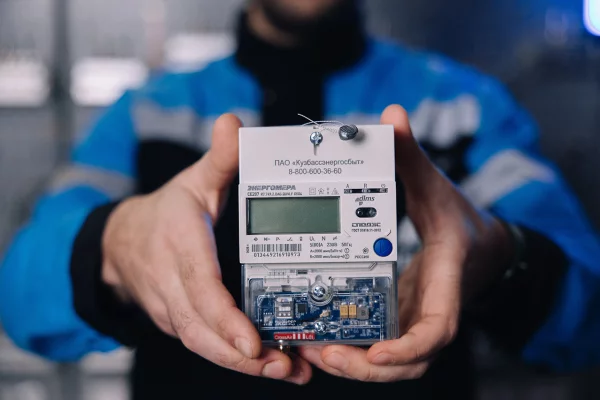 «Кузбассэнергосбыт» установил более 40 тысяч приборов учёта в 2025 году
