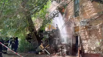 Фото: ТАСС: Причиной обрушения подъезда жилого дома в Астрахани мог стать взрыв газа 1