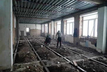 Фото: Глава Кемерова провёл строительный штаб в школе № 19 2