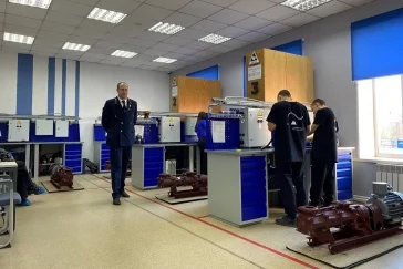 Фото: «СУЭК-Кузбасс» открыла двери для школьников выпускных классов 1