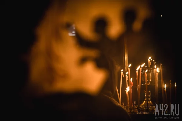 В Саратове священники будут отговаривать женщин от абортов, клириков закрепили за поликлиниками