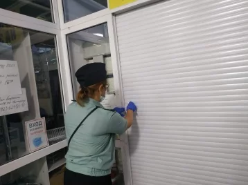 Фото: В Кузбассе приостановили работу торгового центра из-за нарушения профилактики коронавируса 1